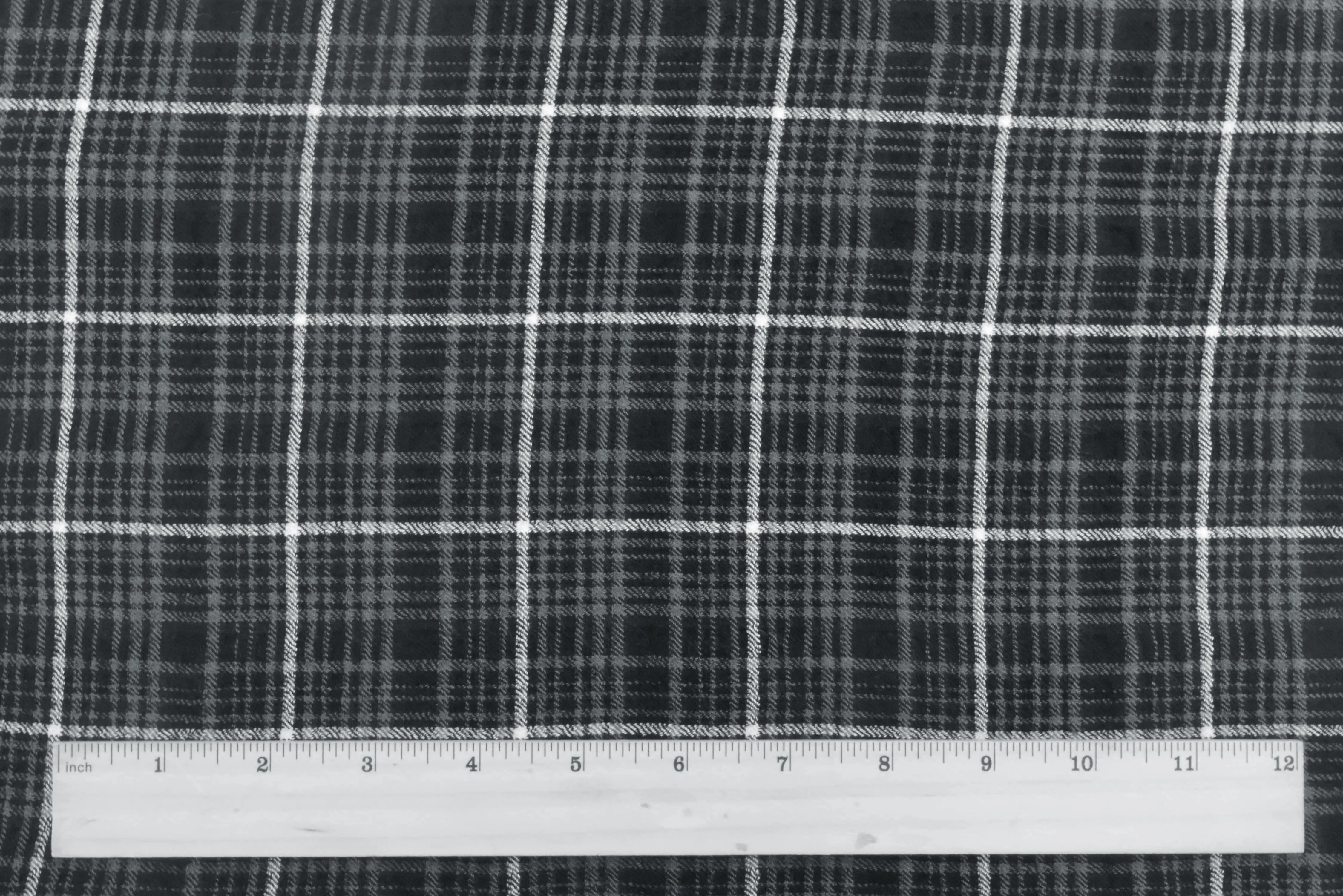 Classic Black-White-Gray Stretch Plaid Twill Woven Fabric