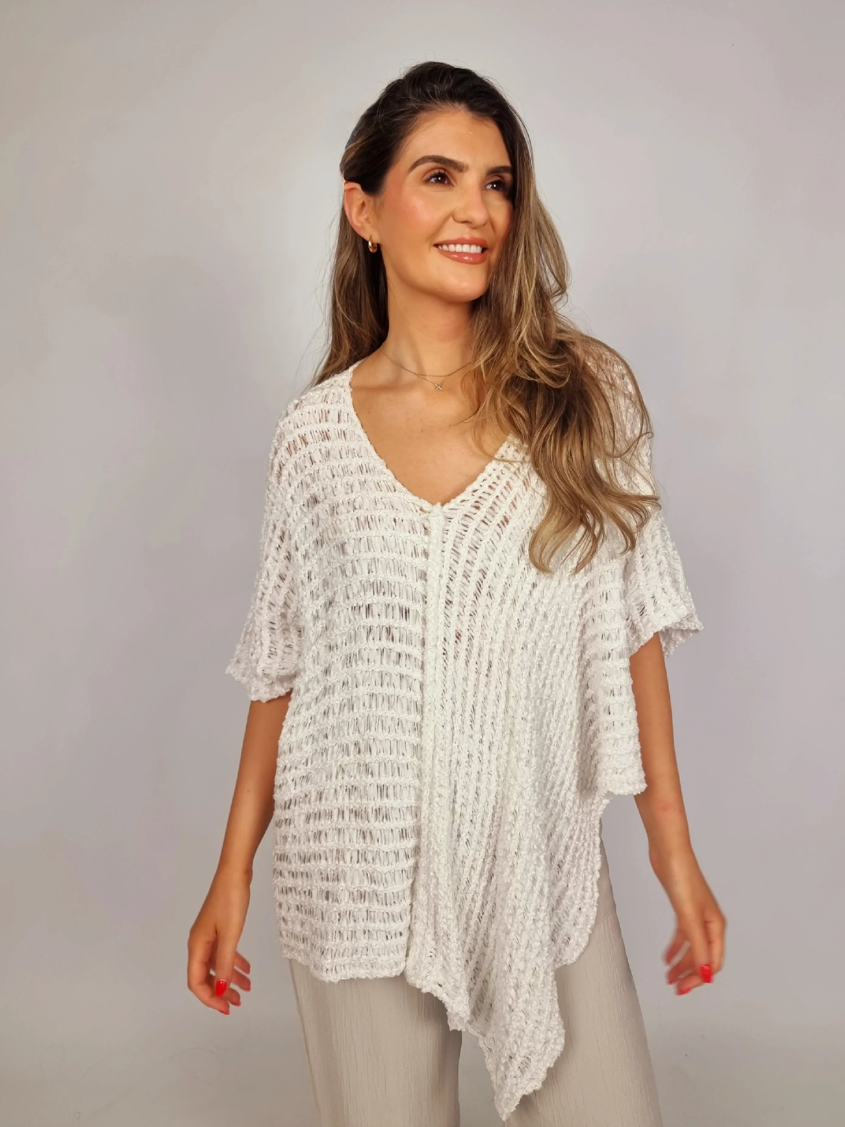 Naya White V-Neck Square Knit