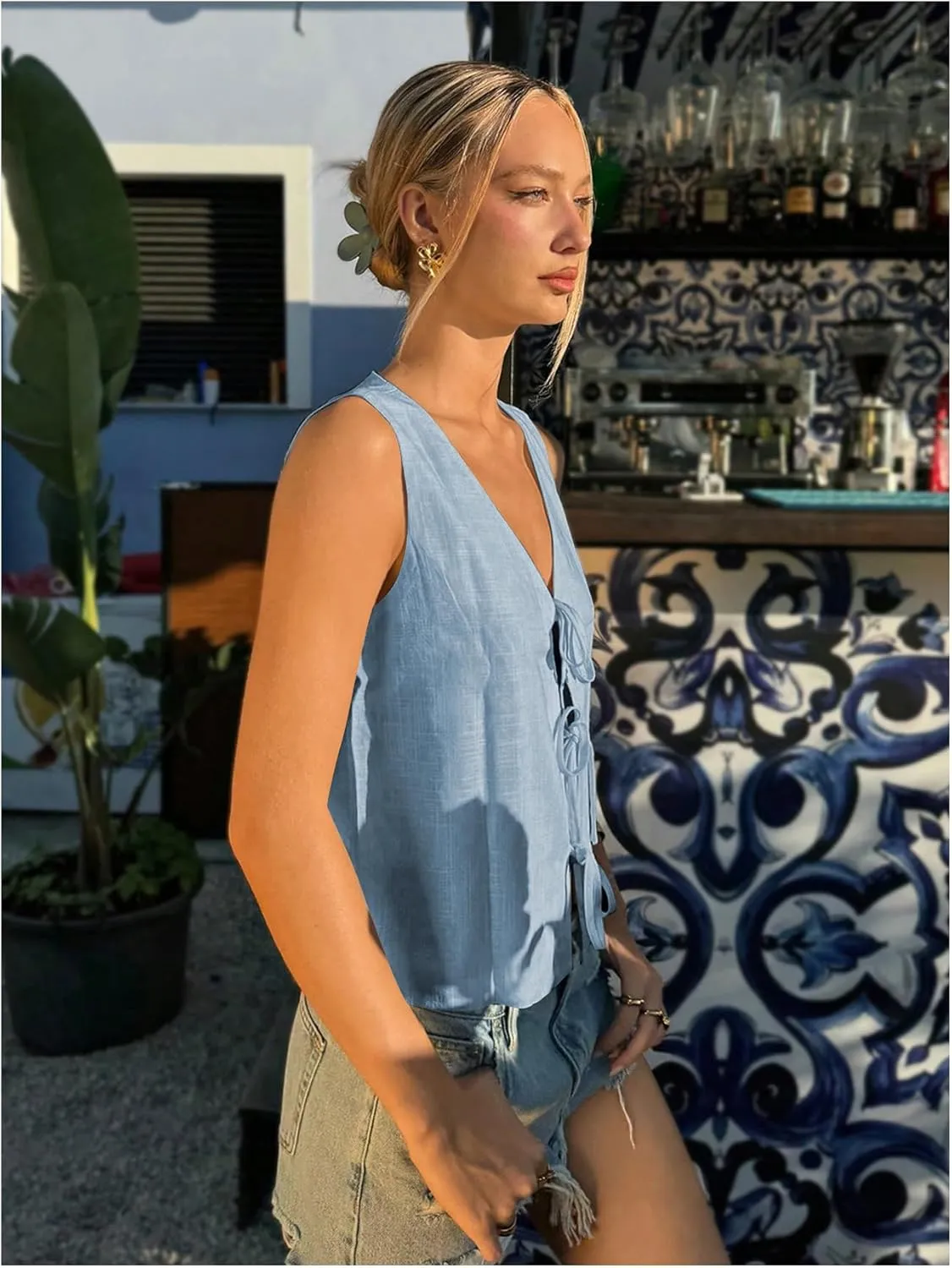 Verdusa Women's Old Money Clothes Bow Tie Front Vest Sleeveless V Neck Summer Cardigan Tank Tops